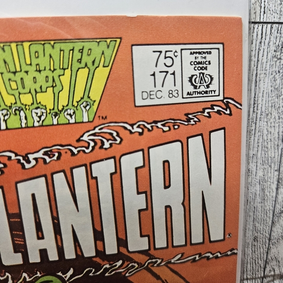 Green Lantern #171 DC Comics #171 Dec 1983 Green Lantern Corps Comic Book - Picture 6 of 9